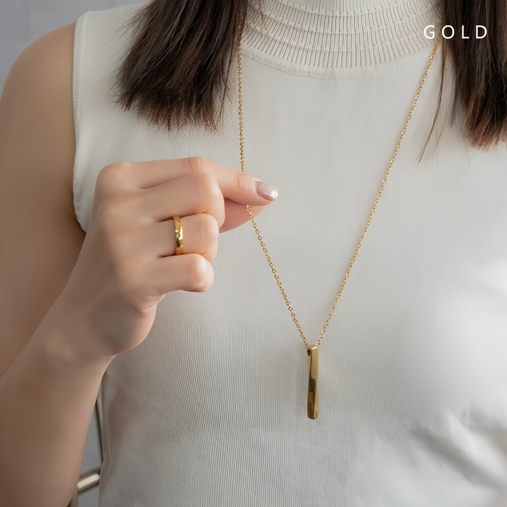 14K Gold Twist Bar Pendant Necklace