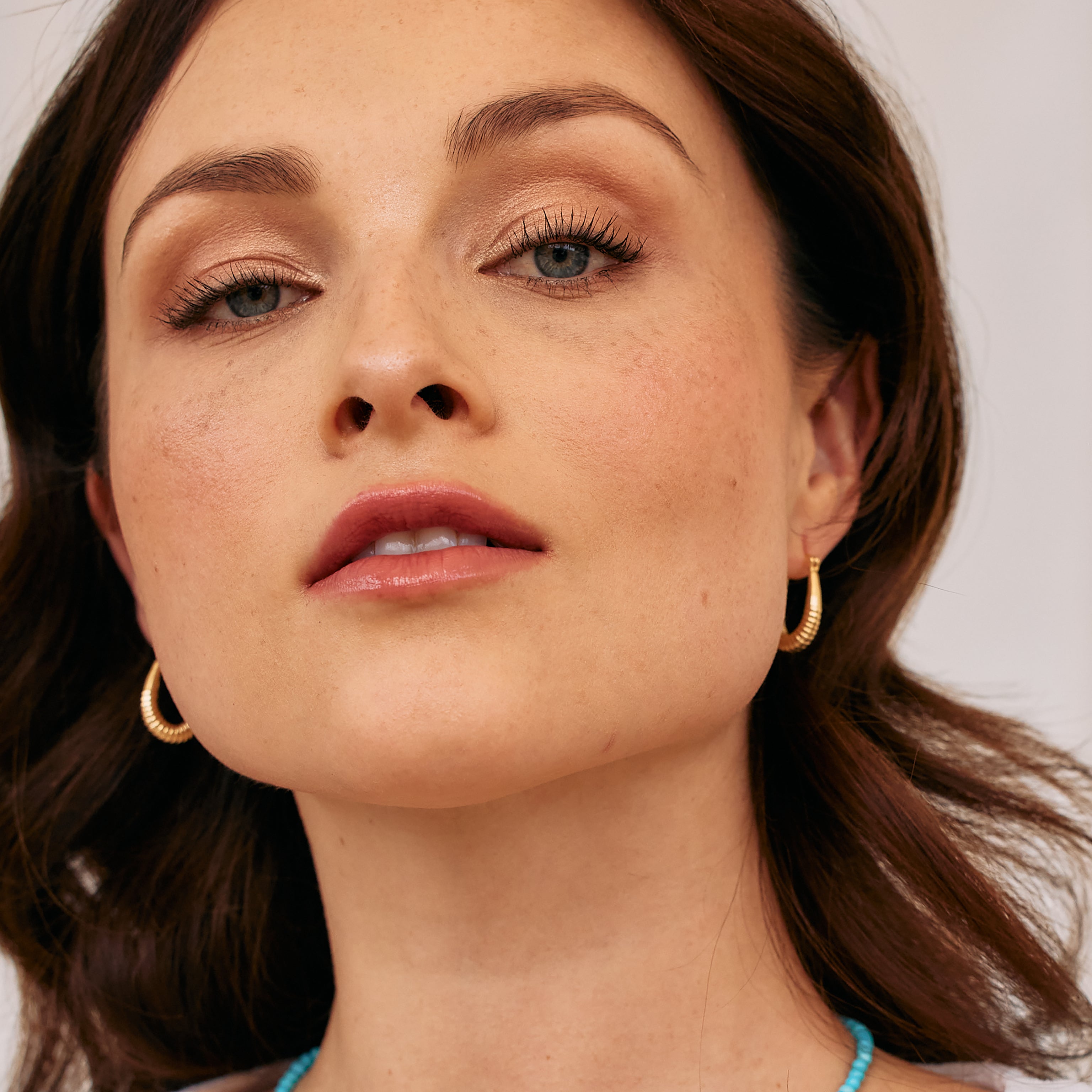 14K Gold Elara Textured Oval Hoops