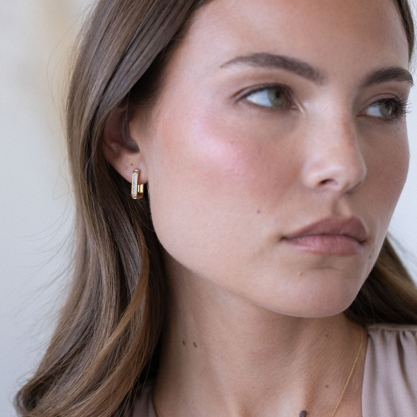 14K Gold Seraphine Link Diamond Huggies