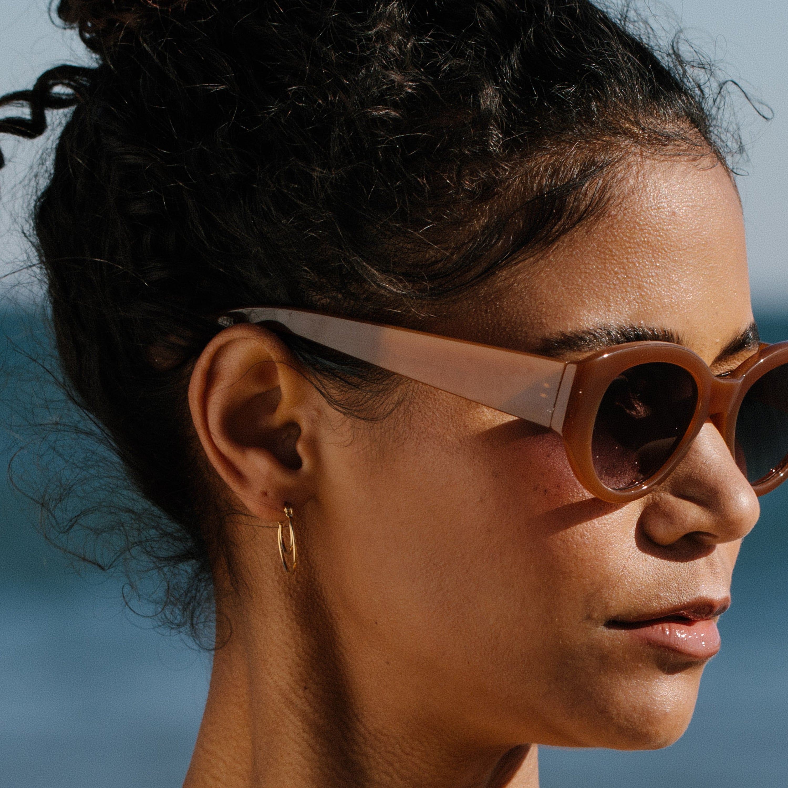 14K Gold Solenne Hoop Earrings