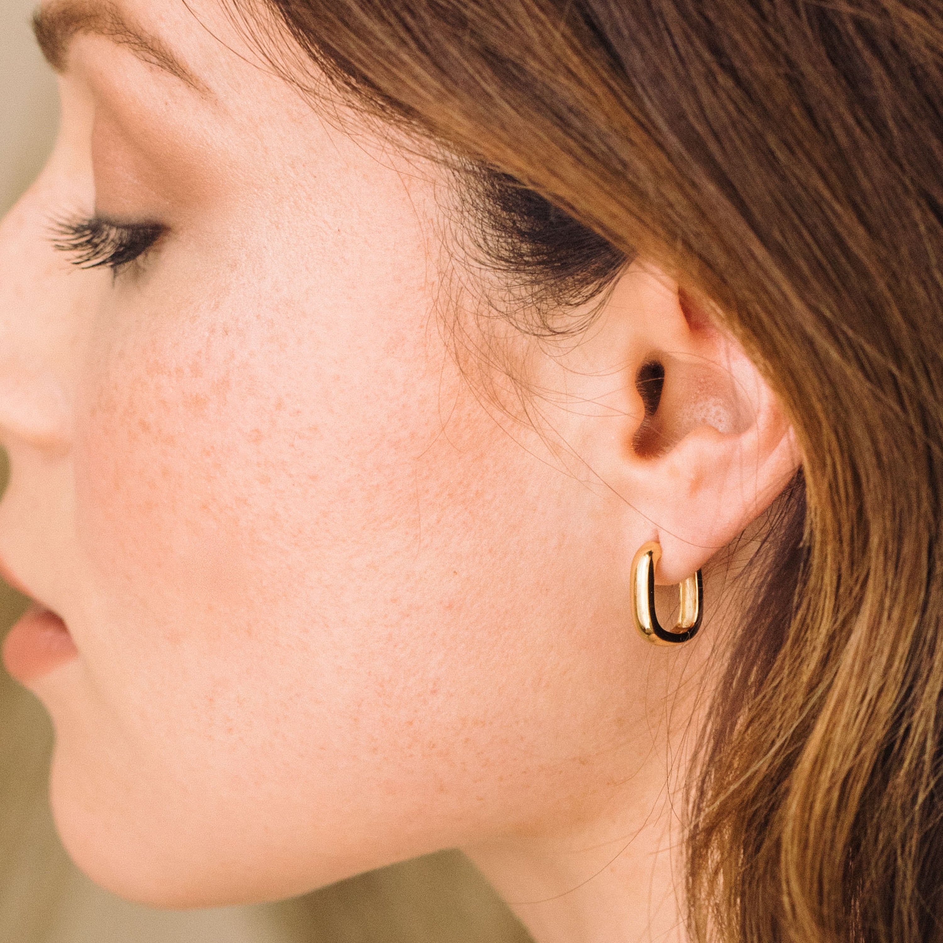 14K Gold Aurelia Luxe Huggies