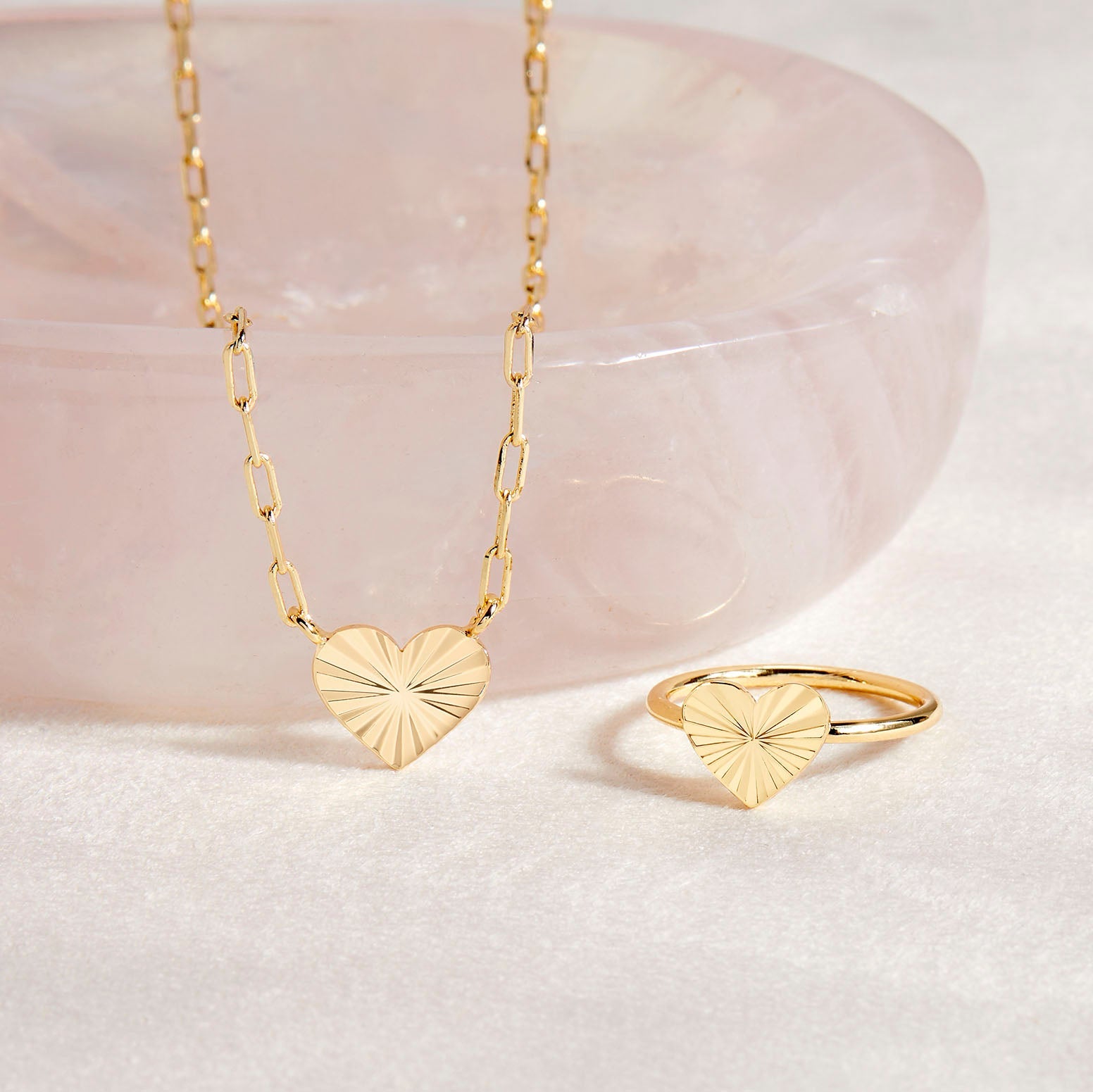 14K Gold Valentina Textured Heart Ring