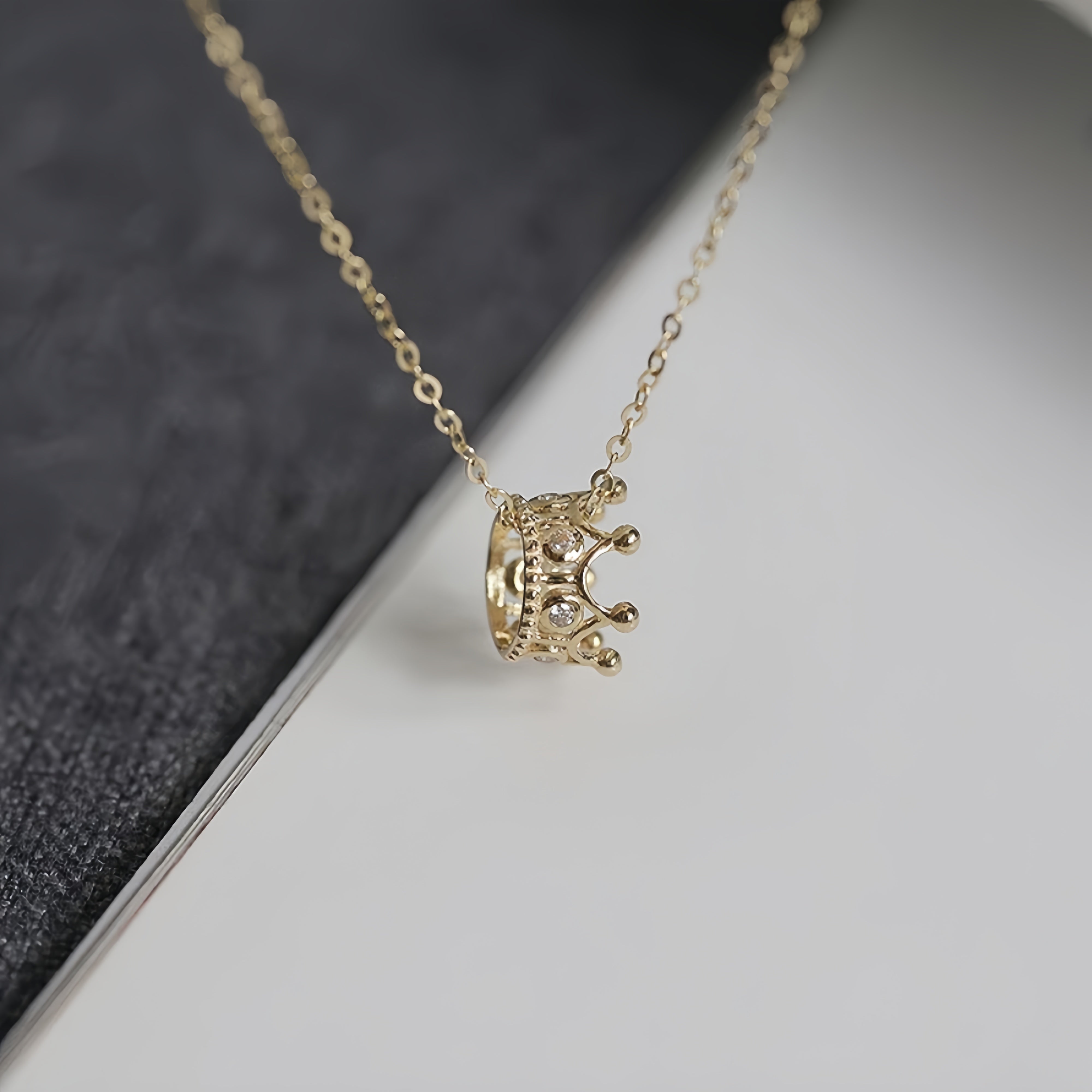 14K Gold Magic Love Crown Necklace