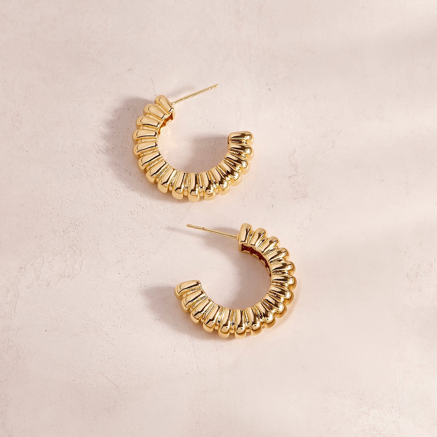 14K Gold Aurelle Ribbed Hoop Earrings