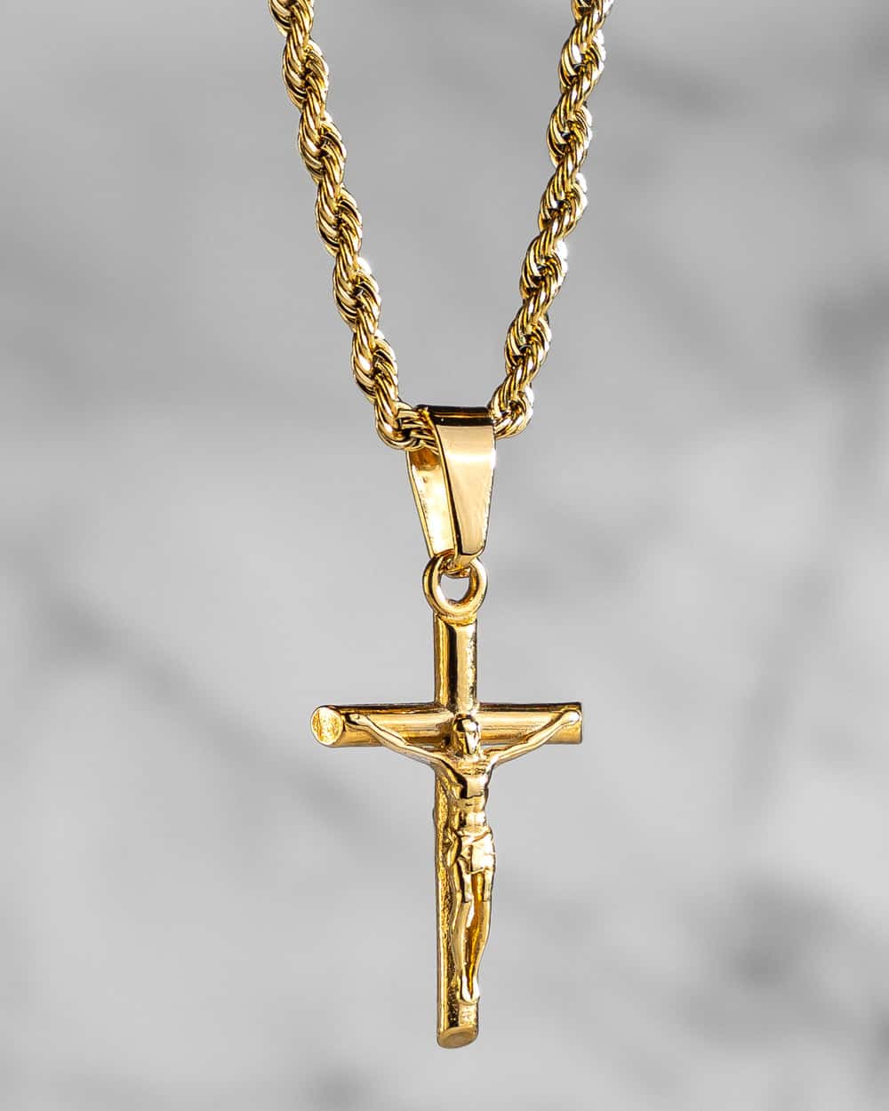 14K Gold Vintage Crucifix Necklace