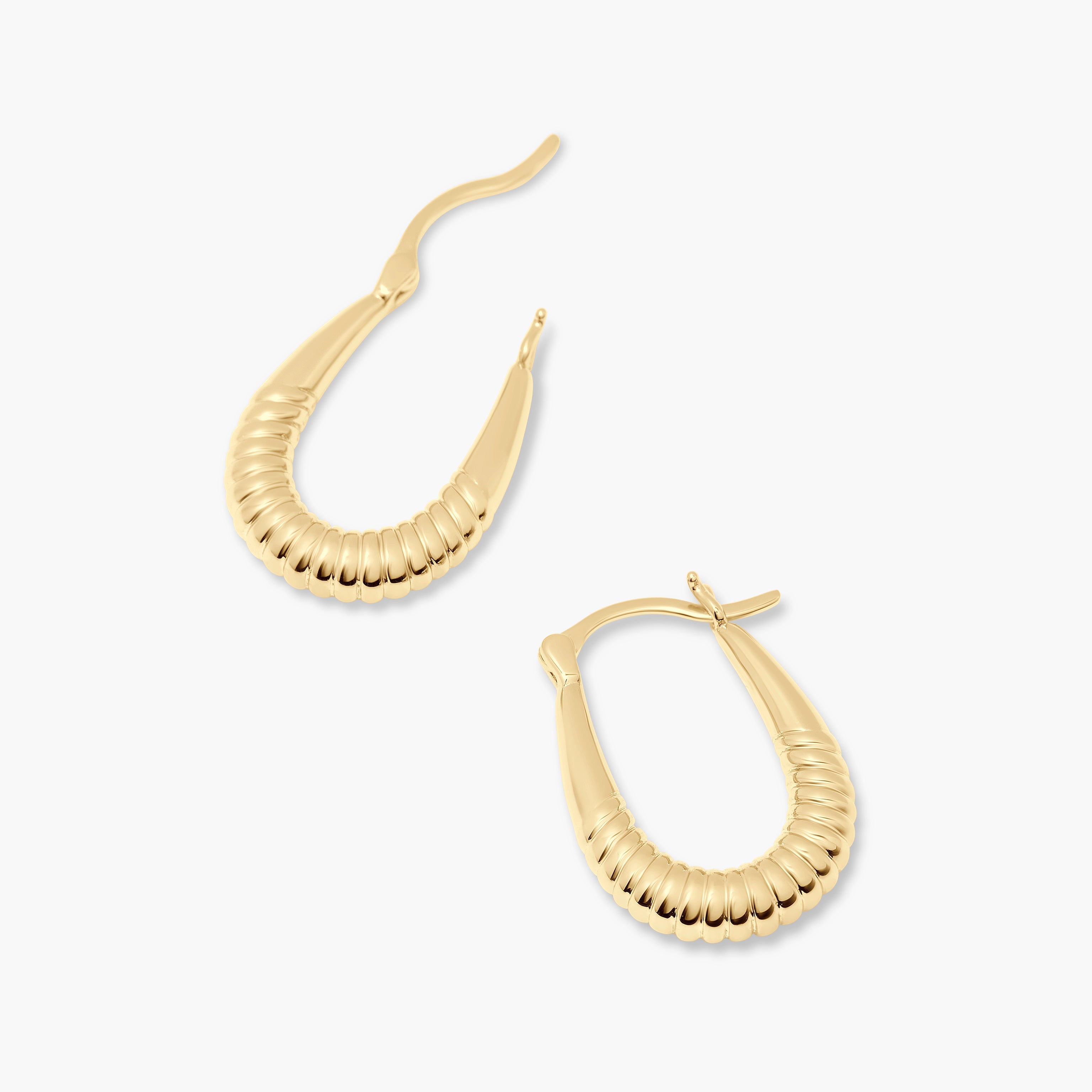 14K Gold Elara Textured Oval Hoops