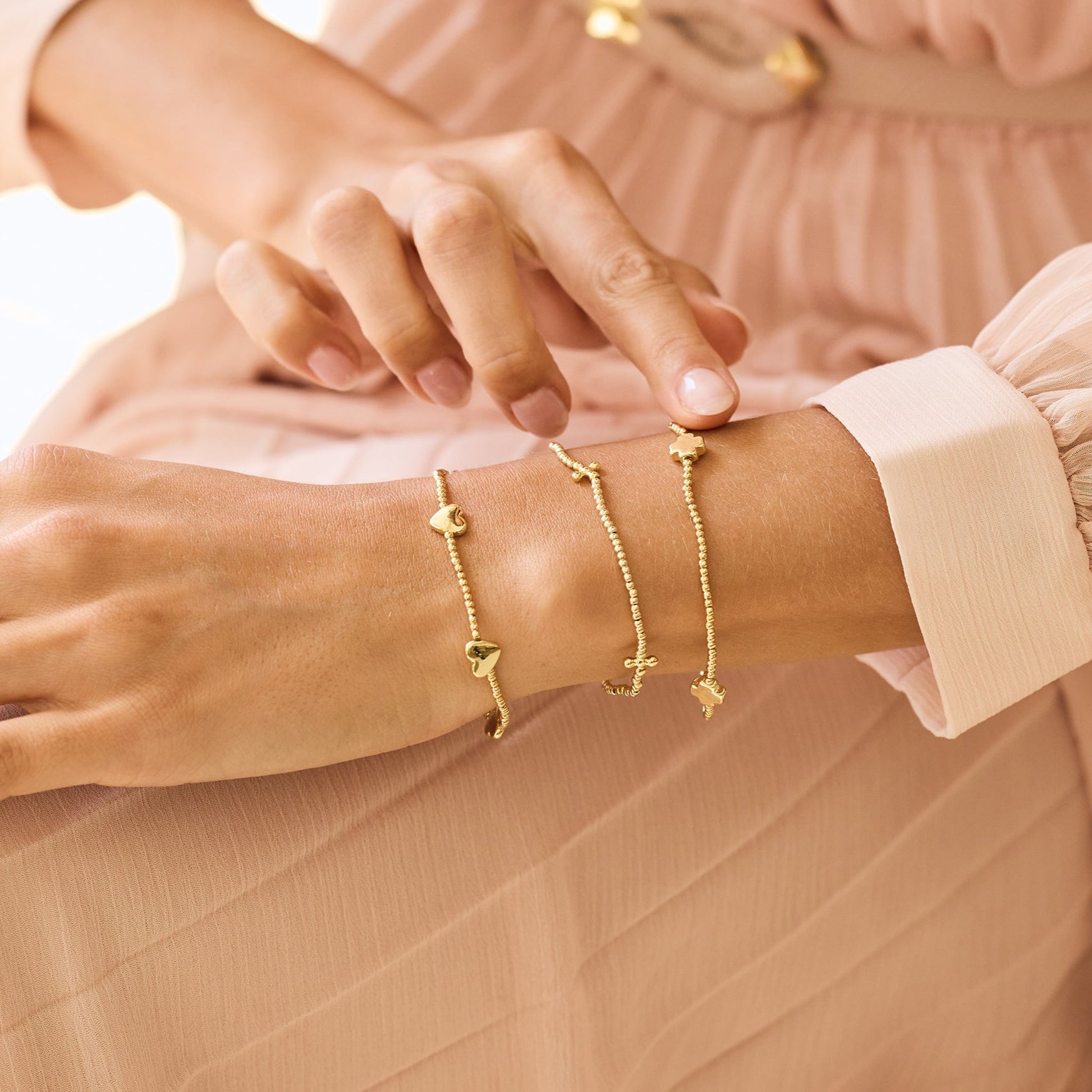 14K Gold Faith Bead Cross Bracelet