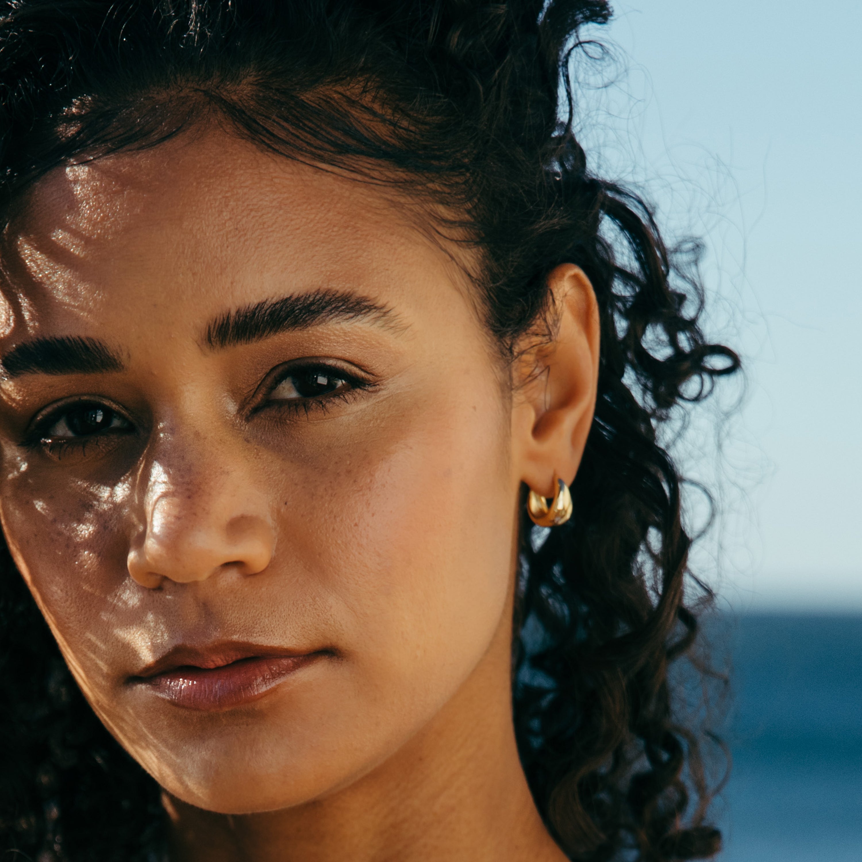 14K Gold Aurelia Luxe Huggies