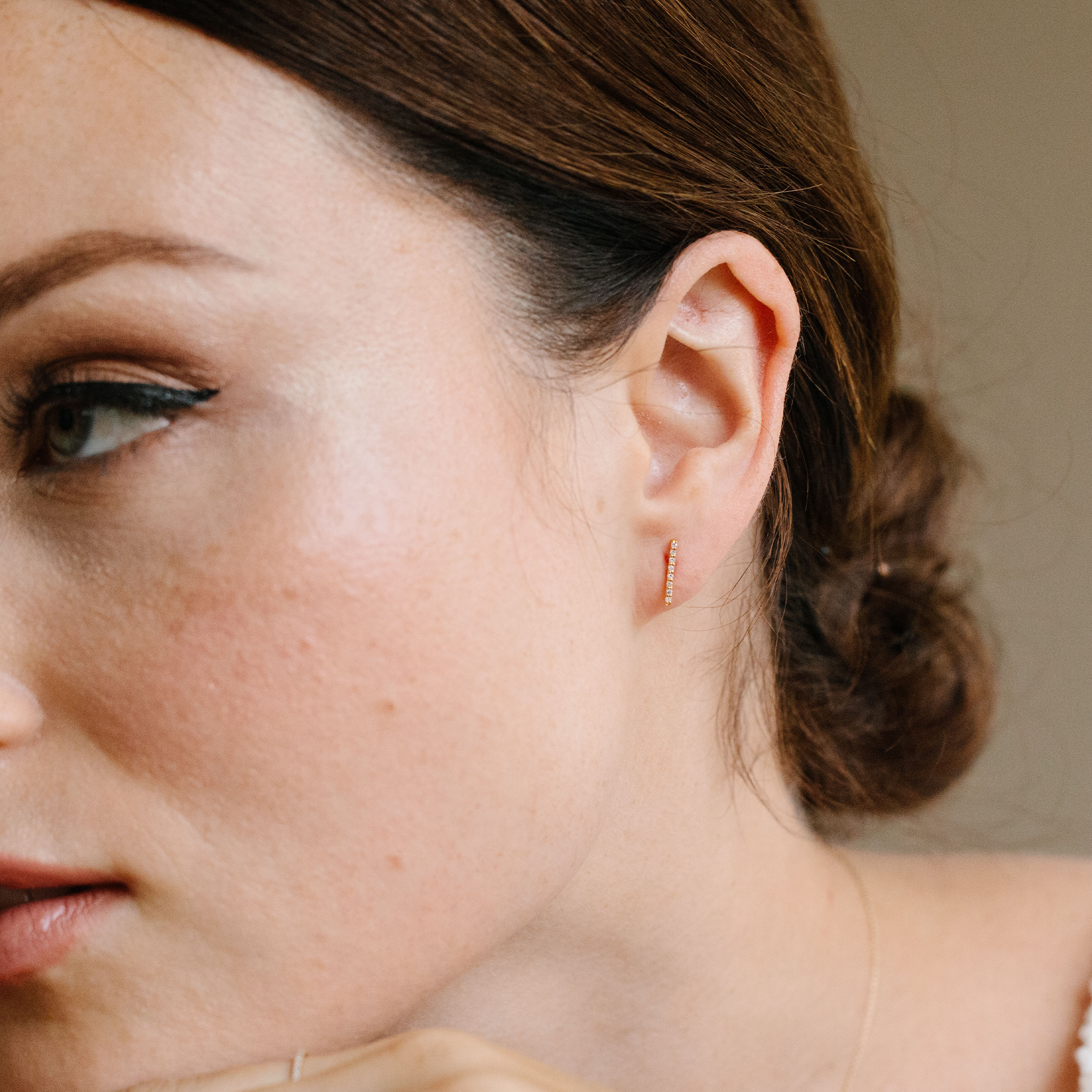 14K Gold Seraphine Brilliant Bar Earrings